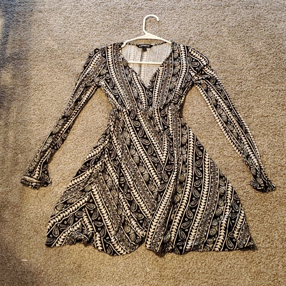 Long sleeve dress
